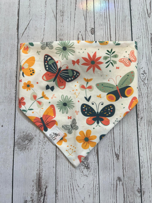 "Flutter and Bloom” Pet Bandana