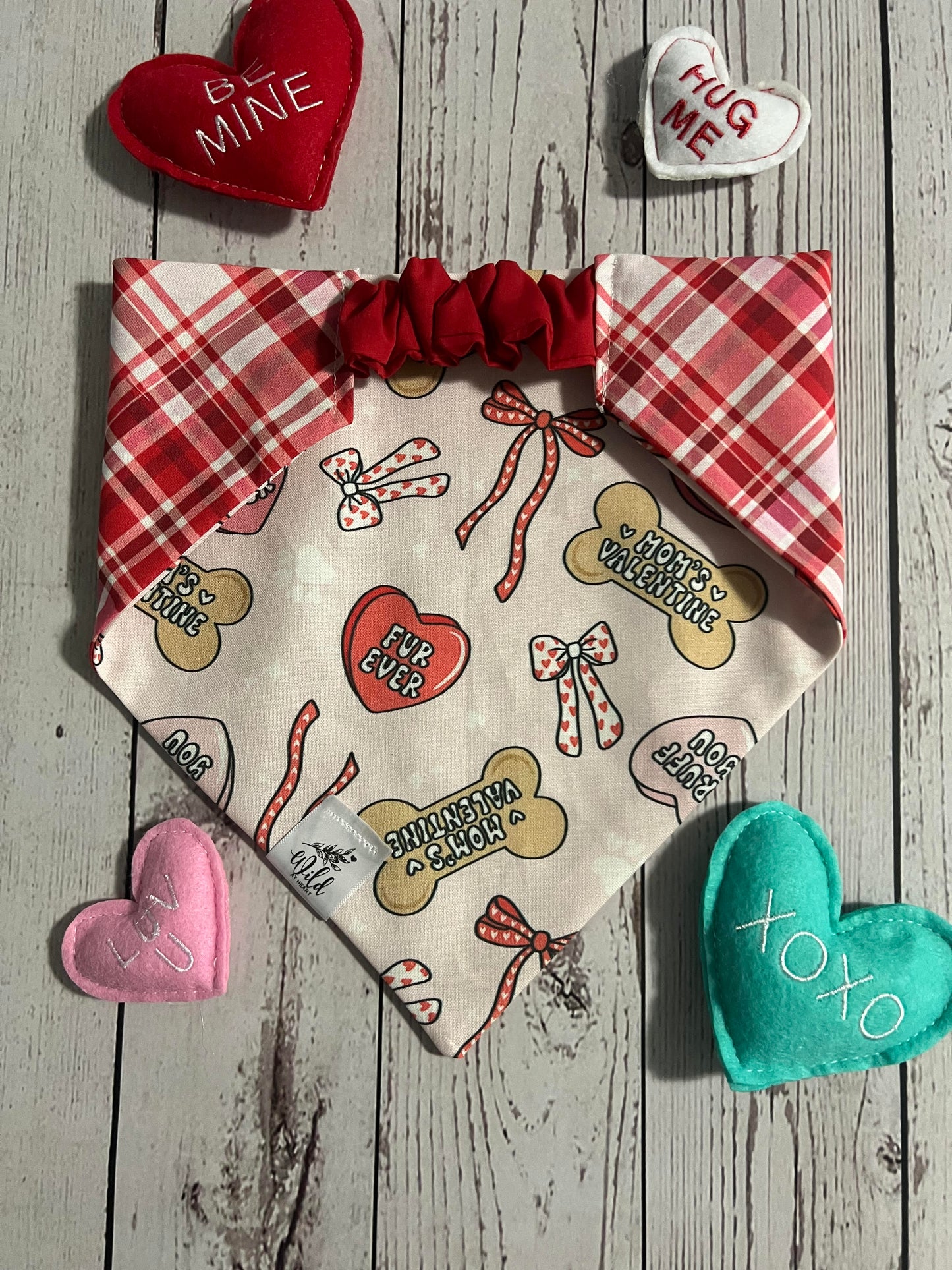 "Plaid Looks Better on You" Pet Bandana