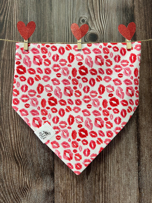 "Smooches and Pooches" Pet Bandana