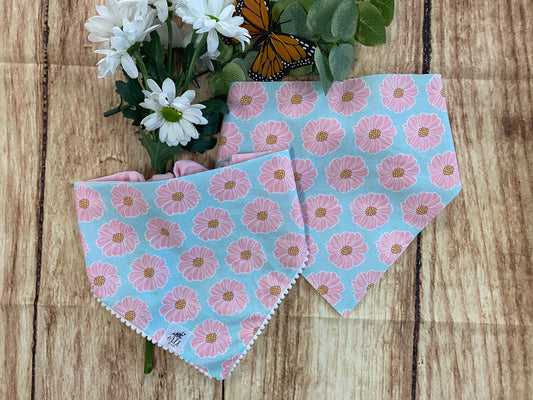 "Daisy Me Rollin" Pet Bandana